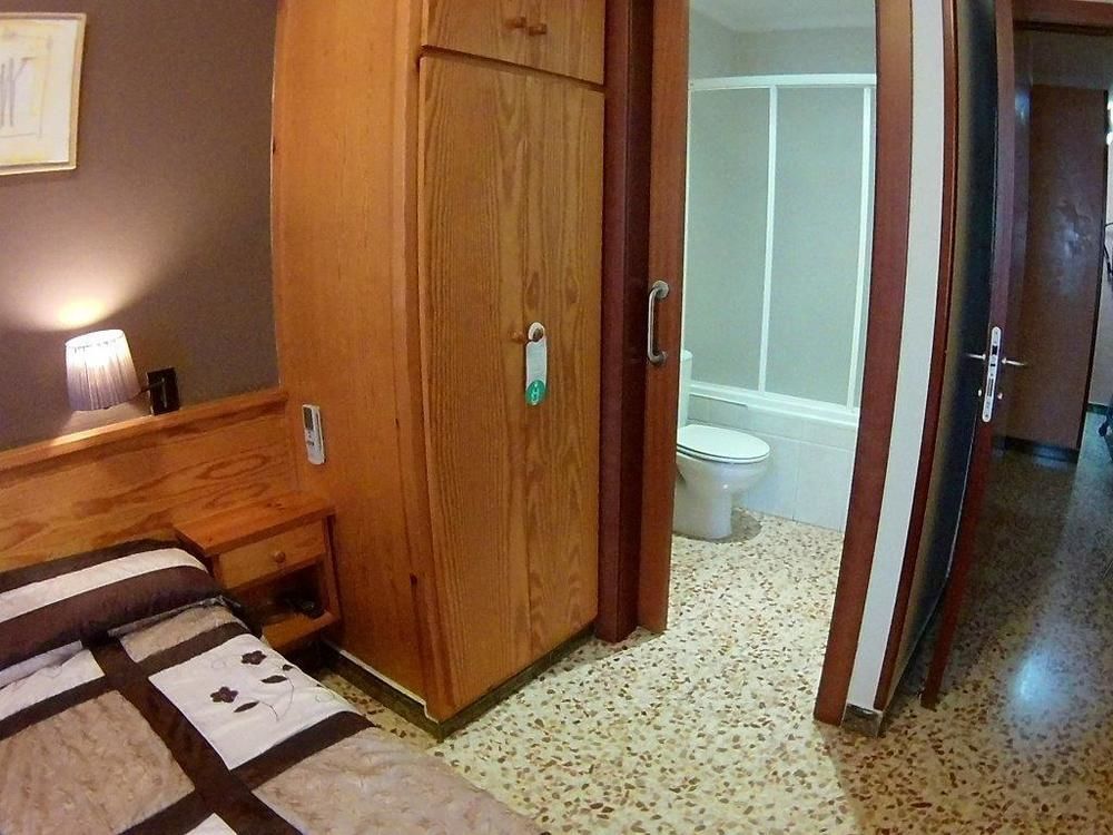 Hostal Fonda Galicia Кардедеу Экстерьер фото