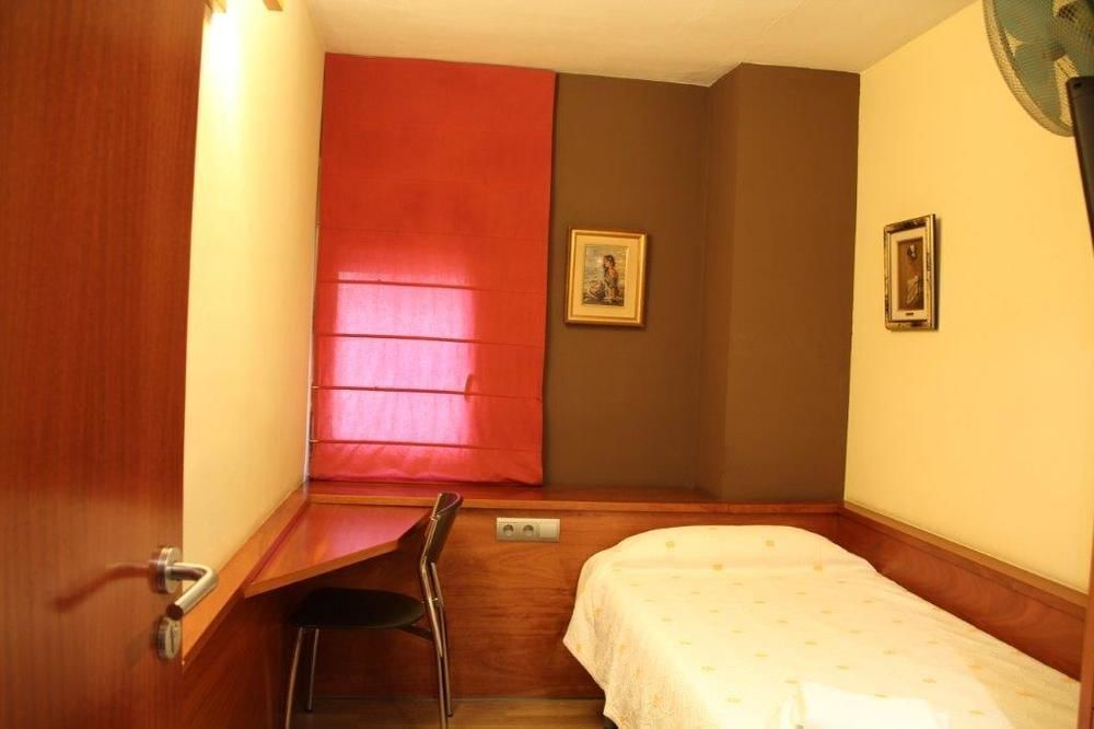 Hostal Fonda Galicia Кардедеу Экстерьер фото
