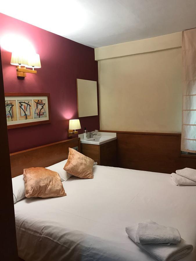 Hostal Fonda Galicia Кардедеу Экстерьер фото