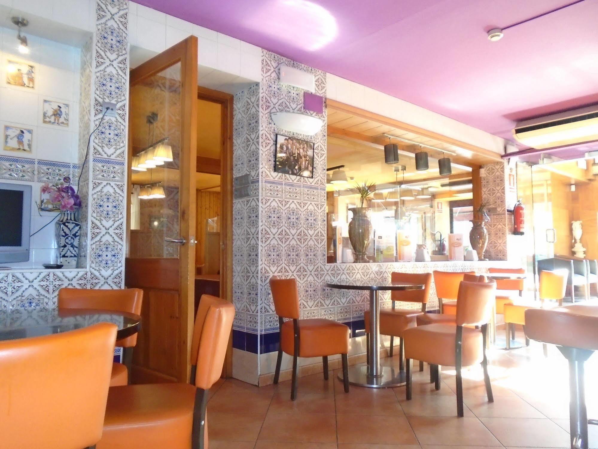 Hostal Fonda Galicia Кардедеу Экстерьер фото